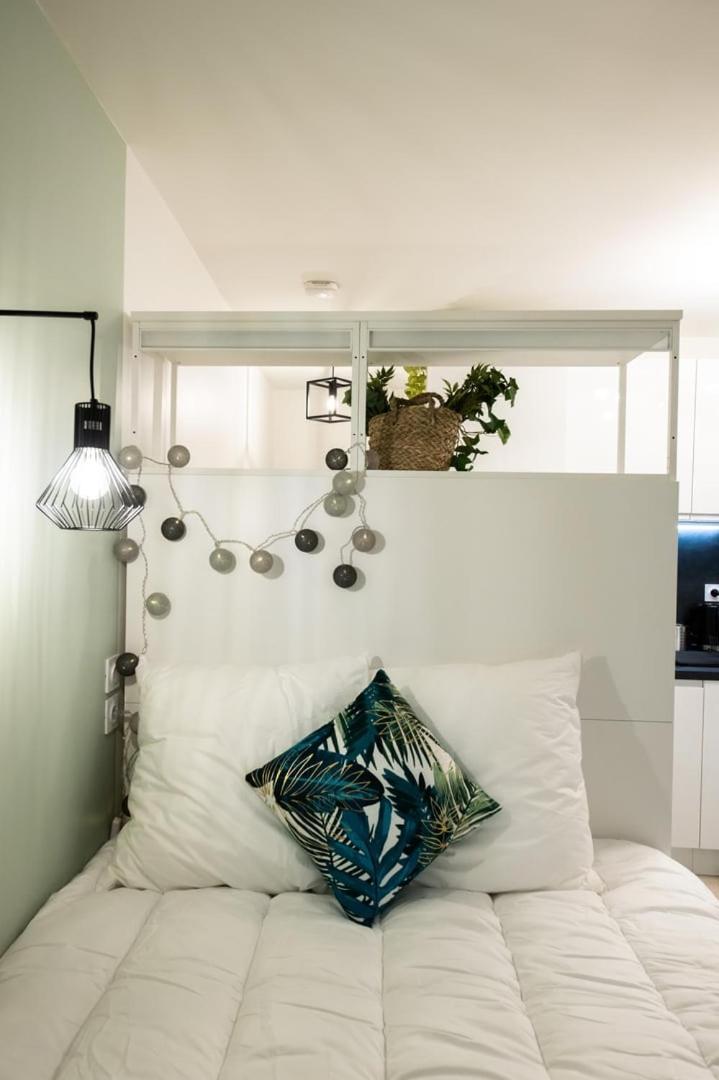 La Suite Saint Georges - Beau Studio Cosy Et Design A 5 Mn Metro Vieux Лион Экстерьер фото